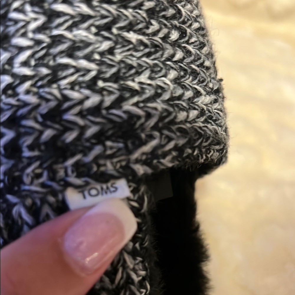 Toms Alpargata Charcoal Gray Black Sweater Fur Inside Leather Sole 8M - Picture 9 of 15